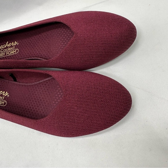 Skechers Cleo wine maroon red slip on pointed flats size 10 - Picture 2 of 8